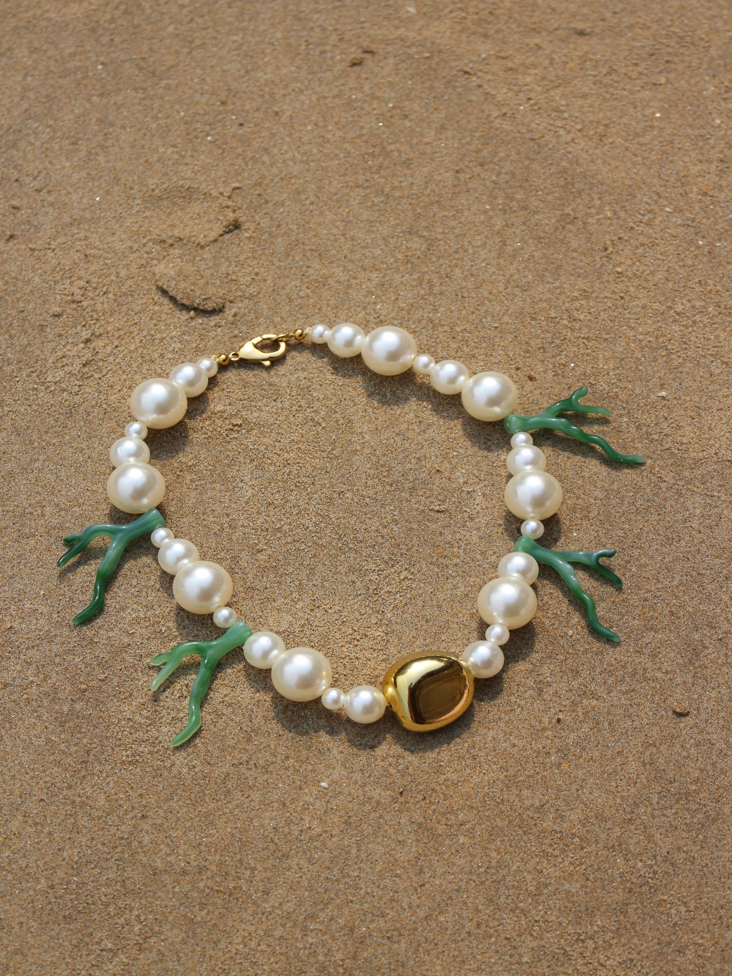 Long Island collier