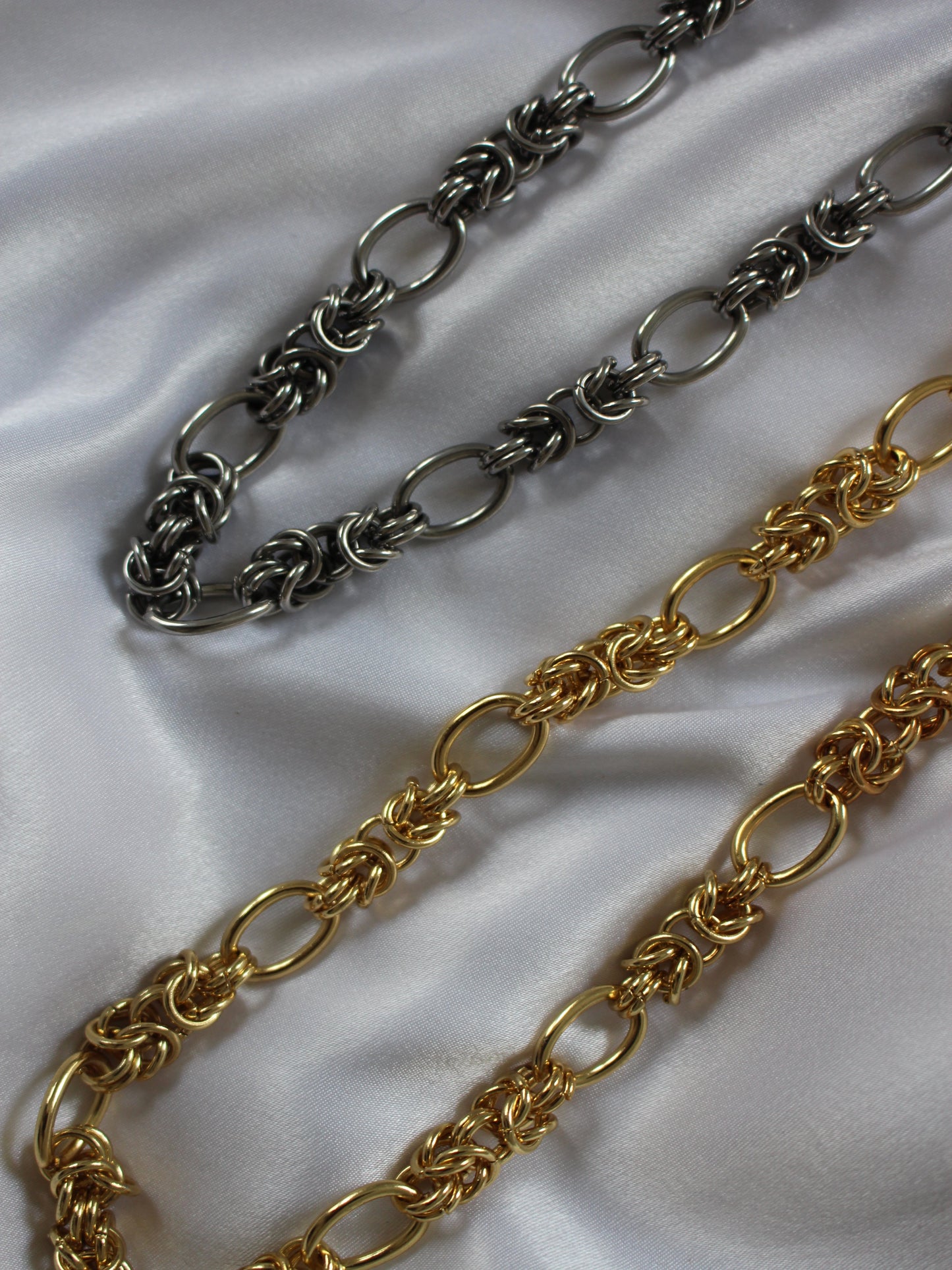 Electric collier