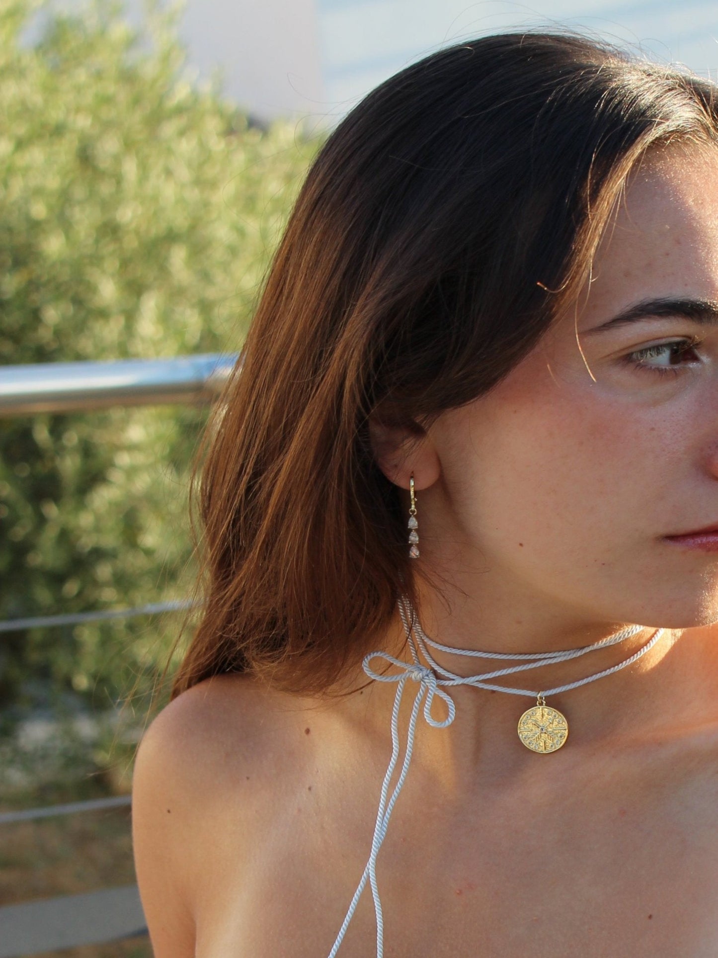 Lovina gris collier