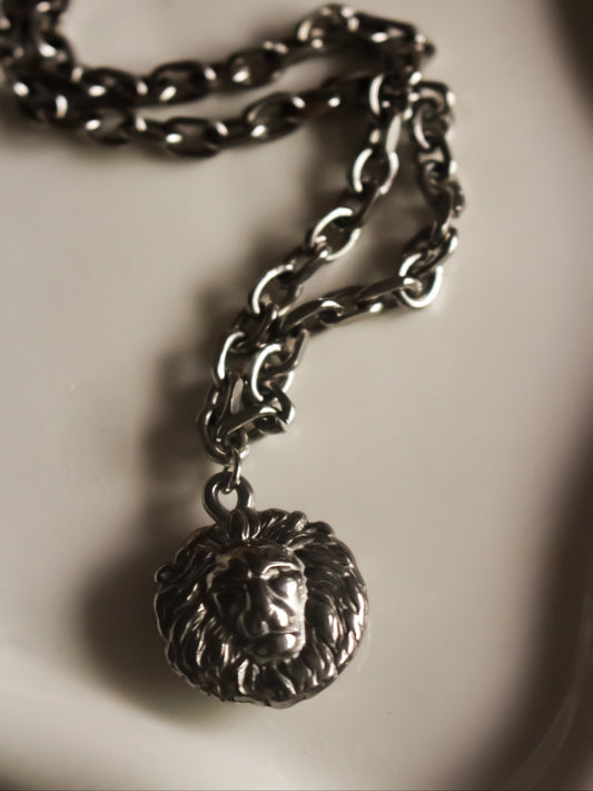Beast collier